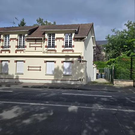 Appartement Paisible Proche Hypercentre Caen Buitenkant foto