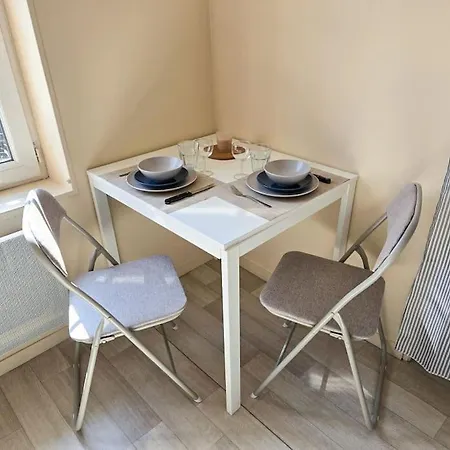 Appartement Paisible Proche Hypercentre Caen Buitenkant foto