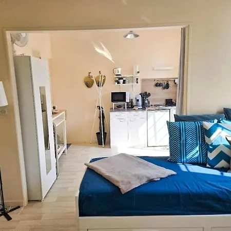 Appartement Paisible Proche Hypercentre Caen Buitenkant foto